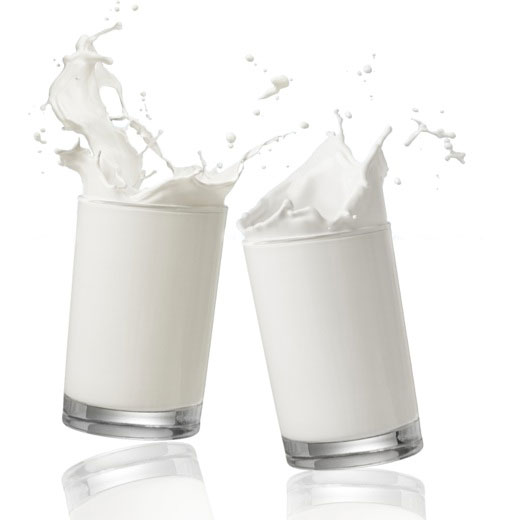 Thậm chí nó có thể dẫn đến chứng khó tiêu hoặc tiêu chảy. Vì vậy, nó không thích hợp để thêm nước trái cây và đồ uống có tính axit khác trong sữa.